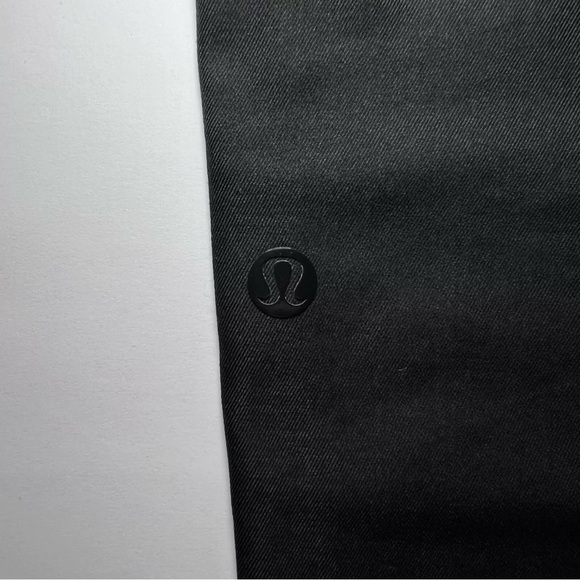 Lululemon City Trek Trouser *28" in Black - Picture 7 of 8
